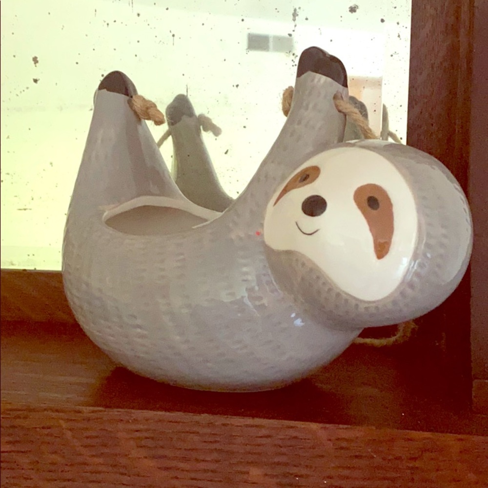 Sloth planter